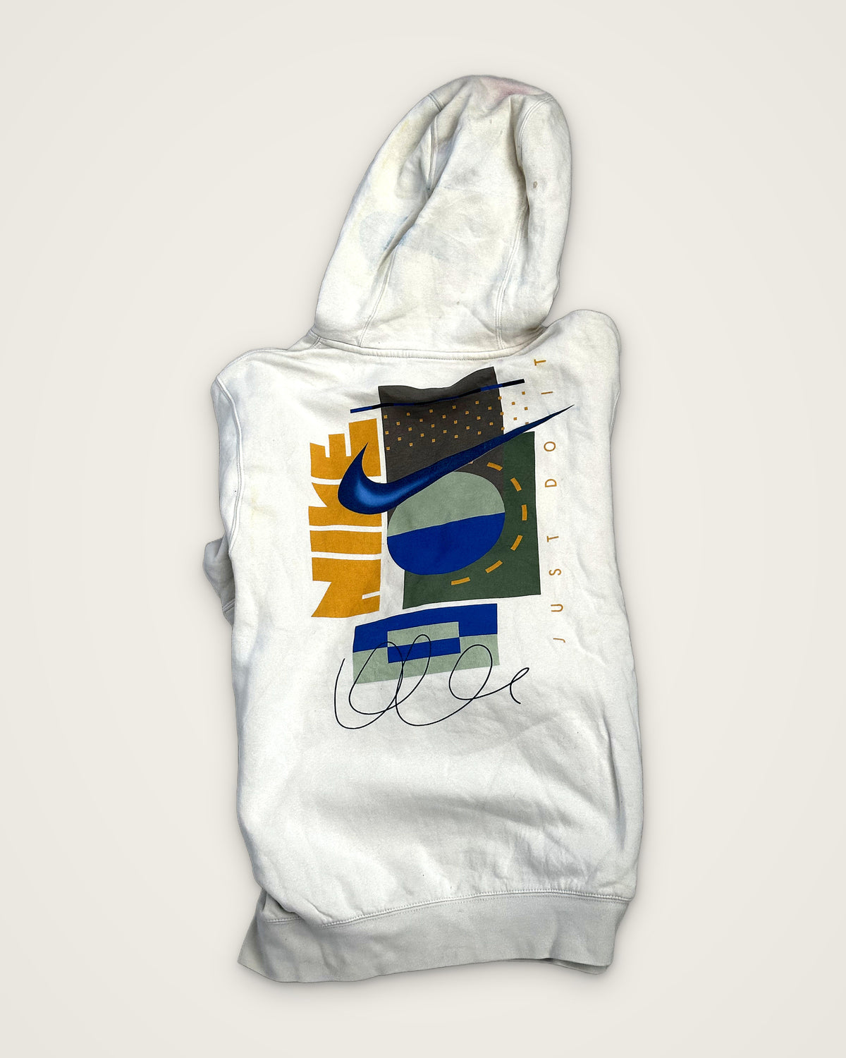 Nike Club Hoodie — il capo vero, retro