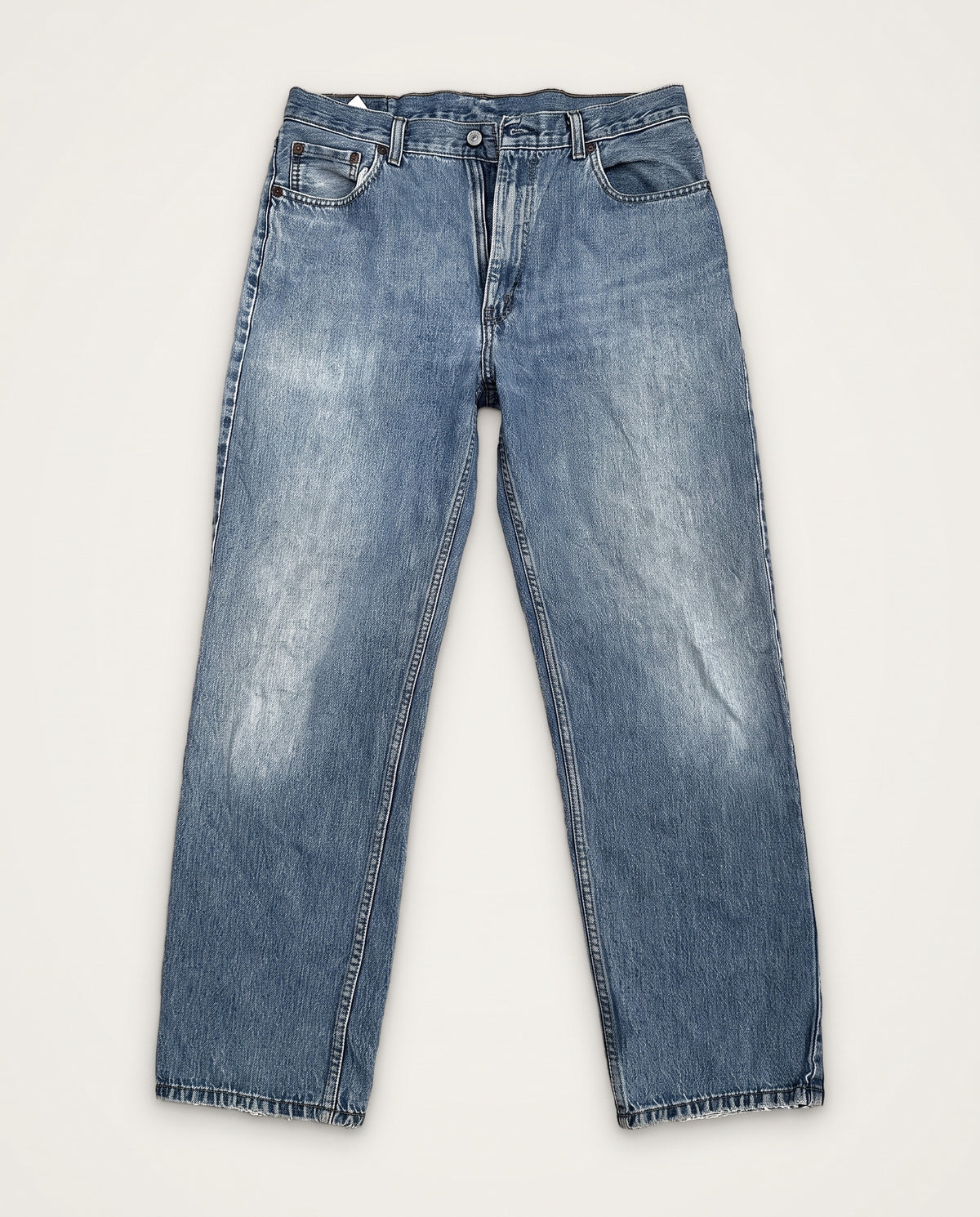 Levi's Jeans — ricostruzione: steso, fronte