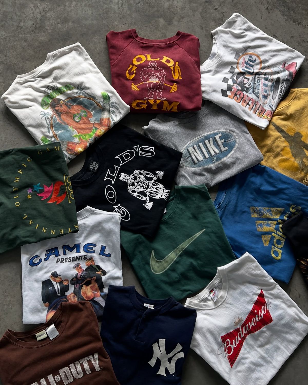 Tee vintage con stampe